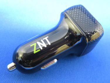 【レビュー記事】ZNT カーチャージャー 2ポート 2.4A急速充電