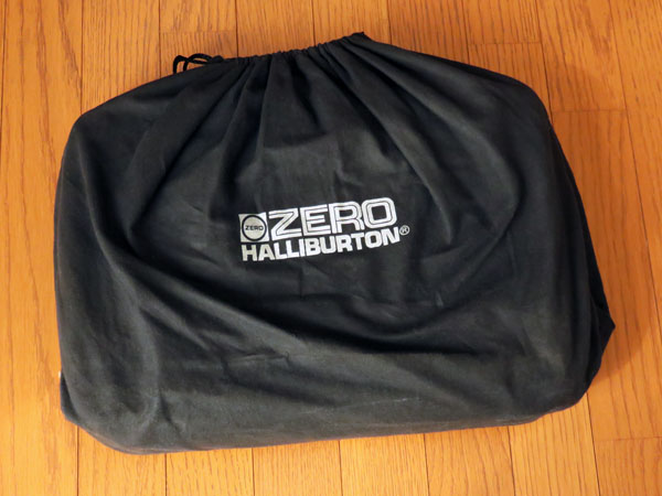 ZERO HALLIBURTON Slim Line Collection SE3-GM